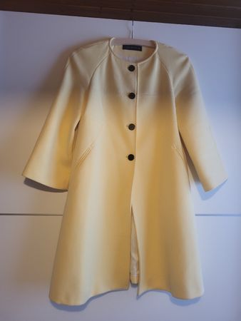 Zara Mantel, Grösse XS, hellgelb