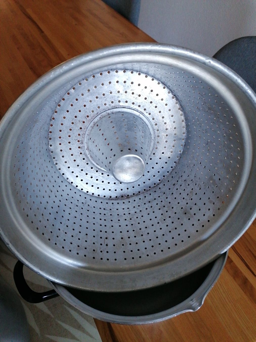 Appareils de cuisine: Entsafter "Saftborn" – D'occasion à Kaltbrunn par Pitschifan 3