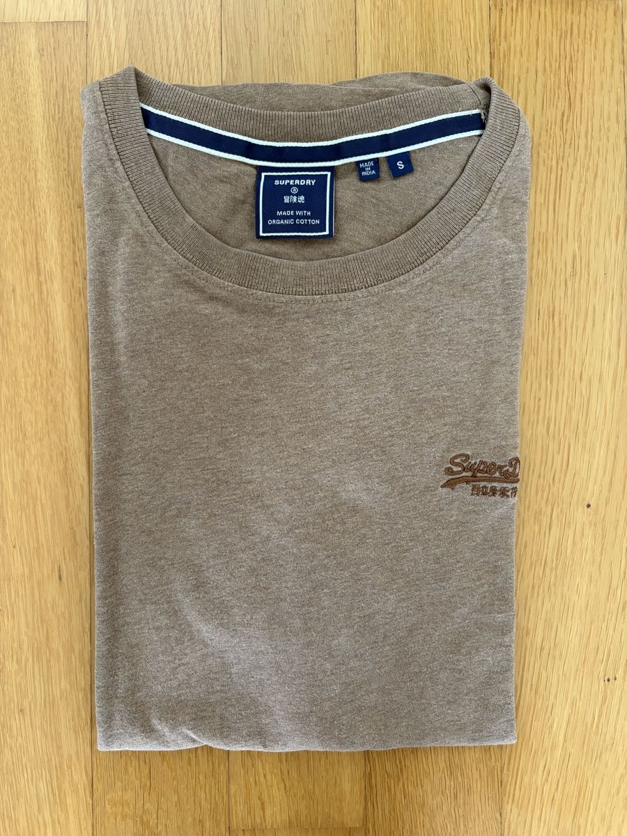 Superdry T-Shirts: T-Shirt von Superdry – Neu (gemäss Beschreibung) aus Horgen von max.123.
