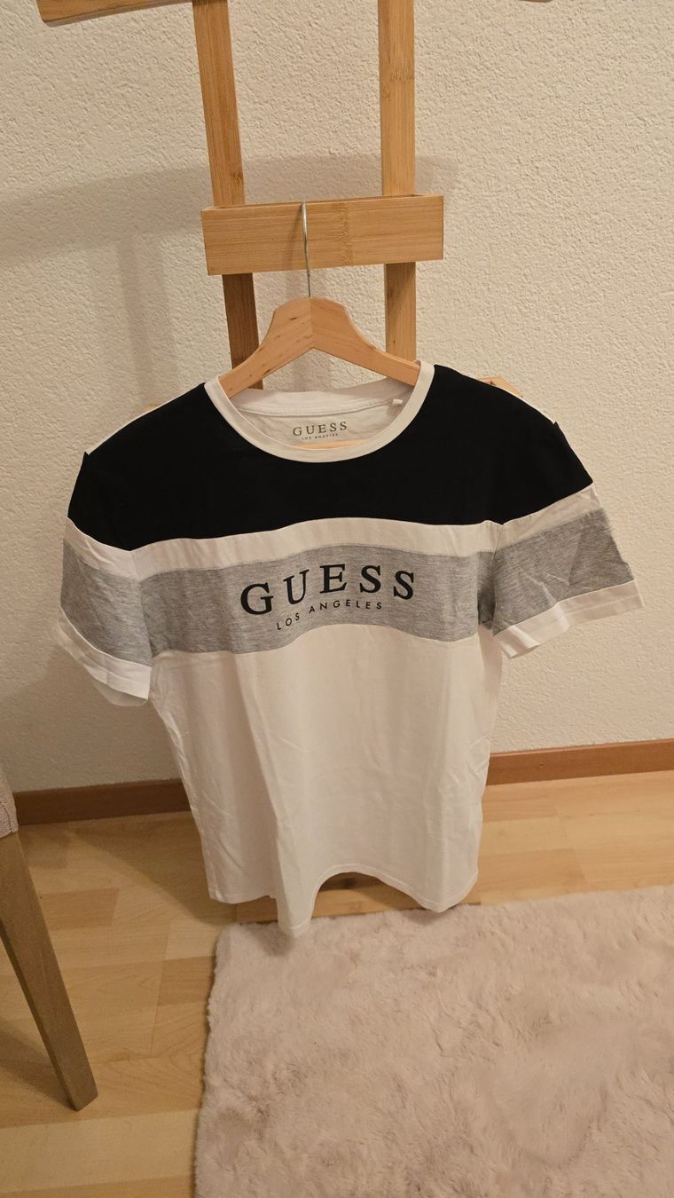 Guess Magliette Polo: Kleidung – Usato da Arbon venduto da ful_nb2j 1