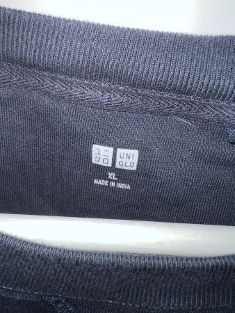Schöner UNIQLO Pullover (blau, Gr. XL)
