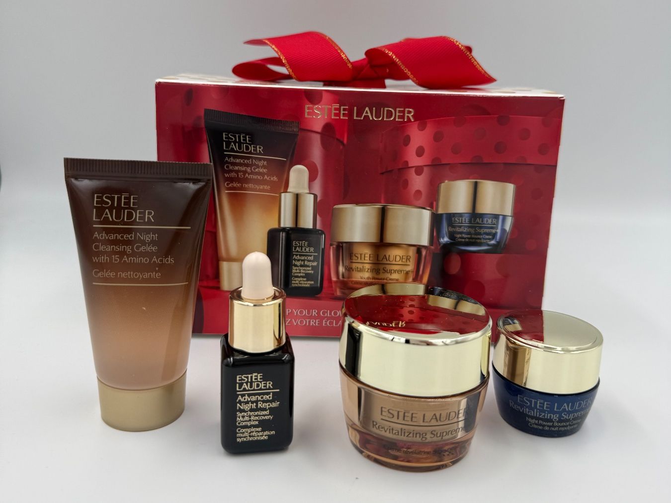 Estée Lauder Cura del viso: Estée Lauder Set – Nuovo e nell'imballaggio originale da Wiedlisbach venduto da Sistershop