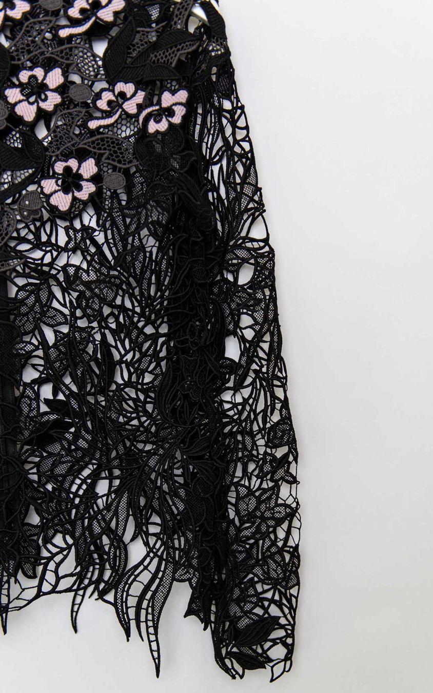 Self-Portrait Tops: Self-Portrait Lace Top - Gr. S – Gebraucht aus Illnau von Monkky 3