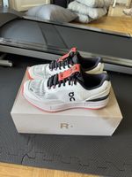 ON The Roger Pro Clay Tennisschuhe Grösse 8.5 neu