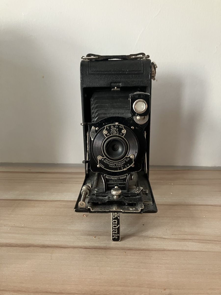 Kodak Appareil photo: No.1 Pocket Kodak – Défectueux à Basel par sshhaahheedd 1