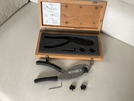 Crimpzange für BNC-Stecker, Suhner, mit Box,