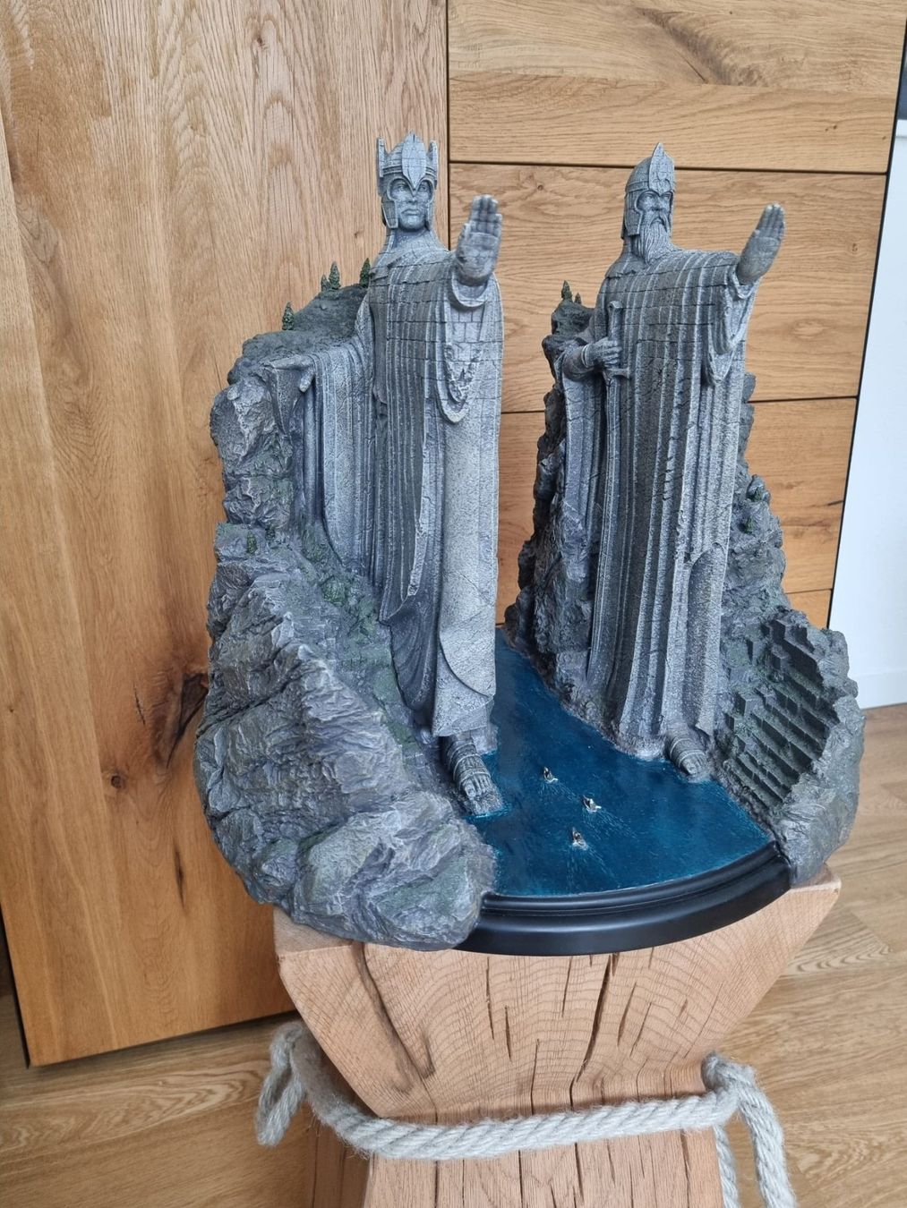 Sculture & Statue: The Argonath 2021- WETA - Herr der Ringe – Usato da Heimberg venduto da GabKbli 6