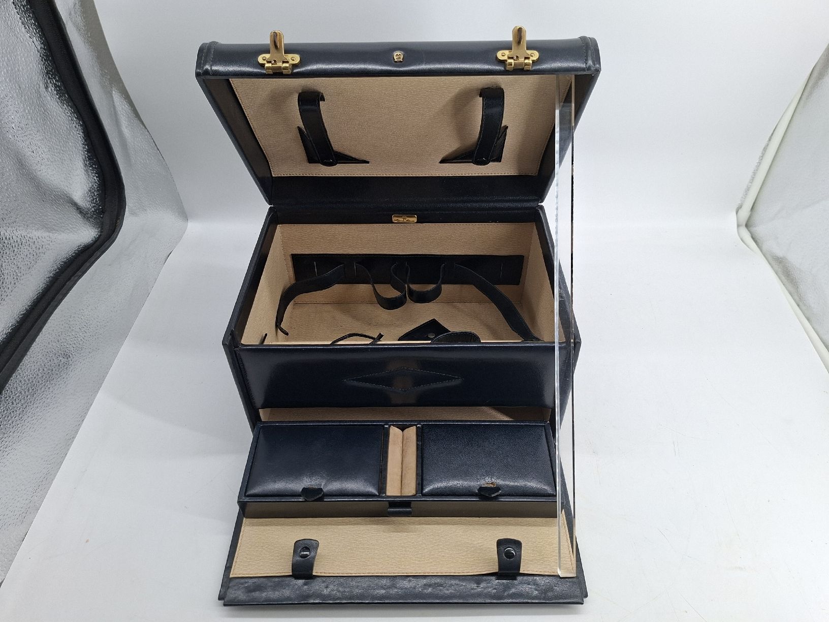 Valigie: vintage Beauty Case etienne aigner – Usato da Erlach venduto da silvia3235 2