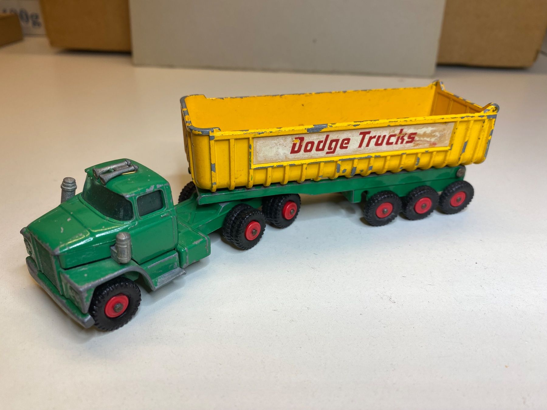 Matchbox Modellini d'auto: Matchbox  Dodge Tractor – Usato da Rüti ZH venduto da Weder2