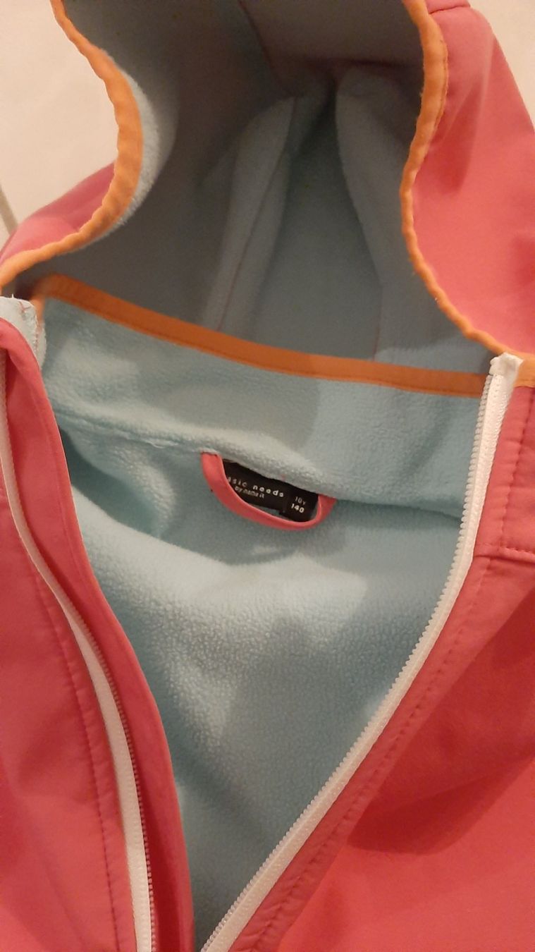 Vestes & Manteaux: K..18 R B)  Softshell Jacke, Gr. 140 Mädchen – D'occasion à Wil SG par AmandaCreations 2