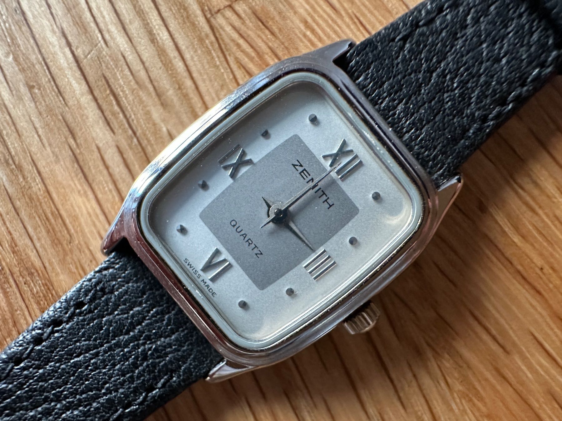 Zenith Orologi: Zenith Ladies Vintage Quartz Watch Model 0030 1980s – Usato da Matten b. Interlaken venduto da cour13 4
