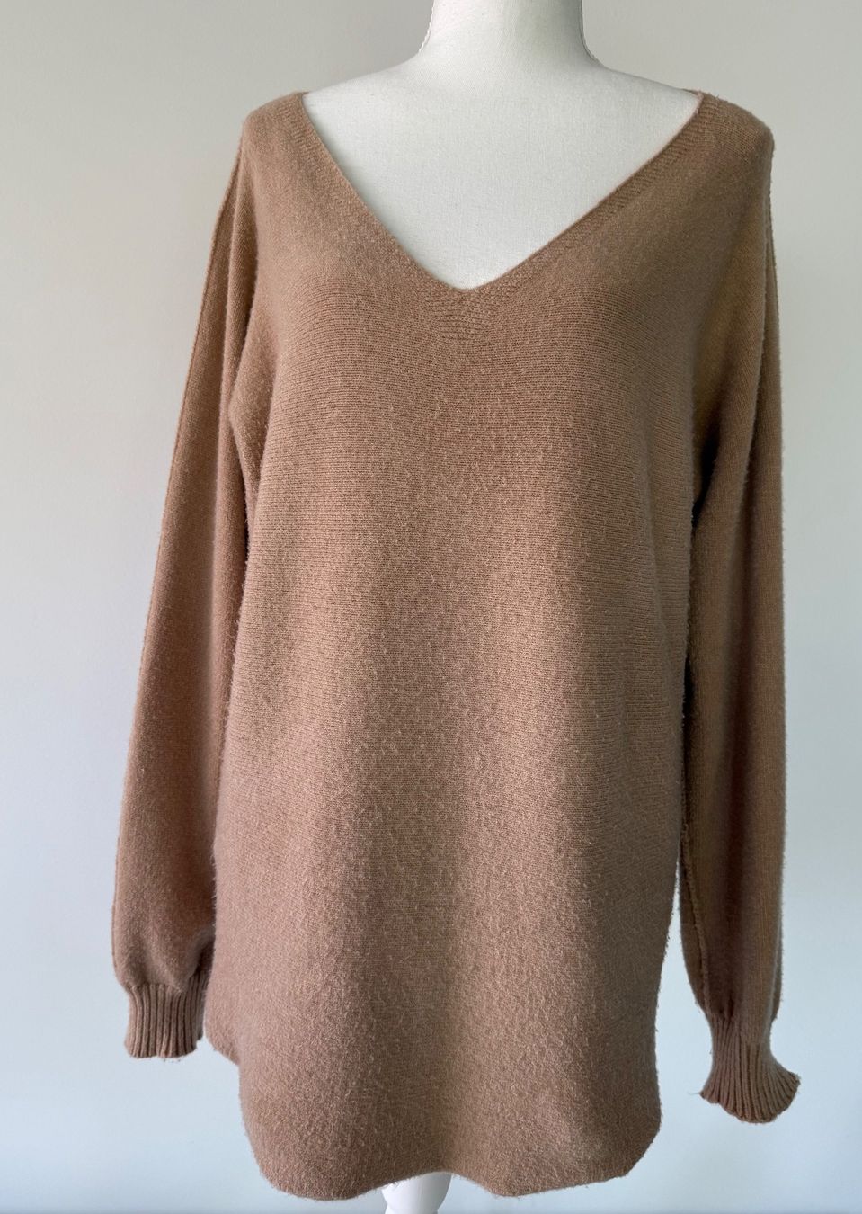 Pullover & Sweatshirts: Damen Pullover Camel  V-Ausschnitt Gr. S – Gebraucht aus Weiningen ZH von san_7hsm