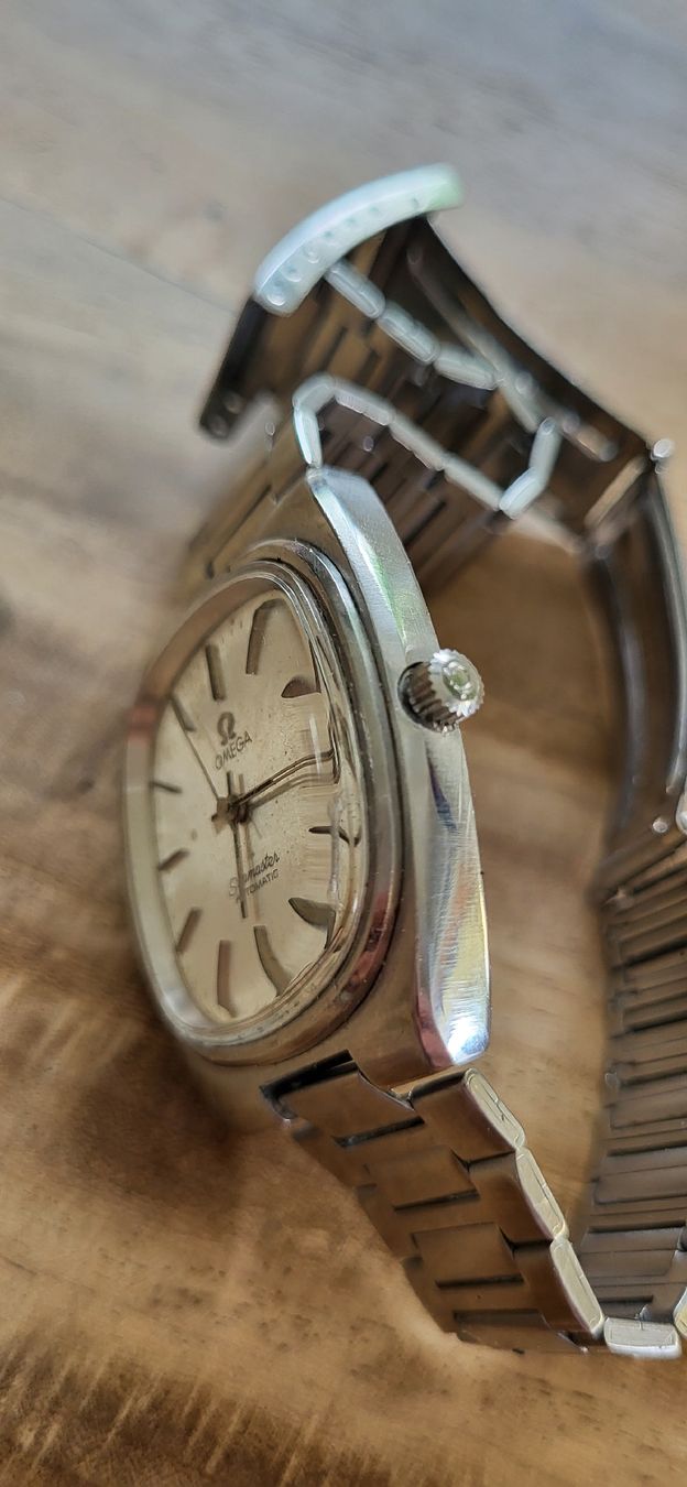 Omega Orologi: Automatic Omega Seamaster Automatic TV Case 166.0207 – Usato da Boll venduto da BollArtAntik 3
