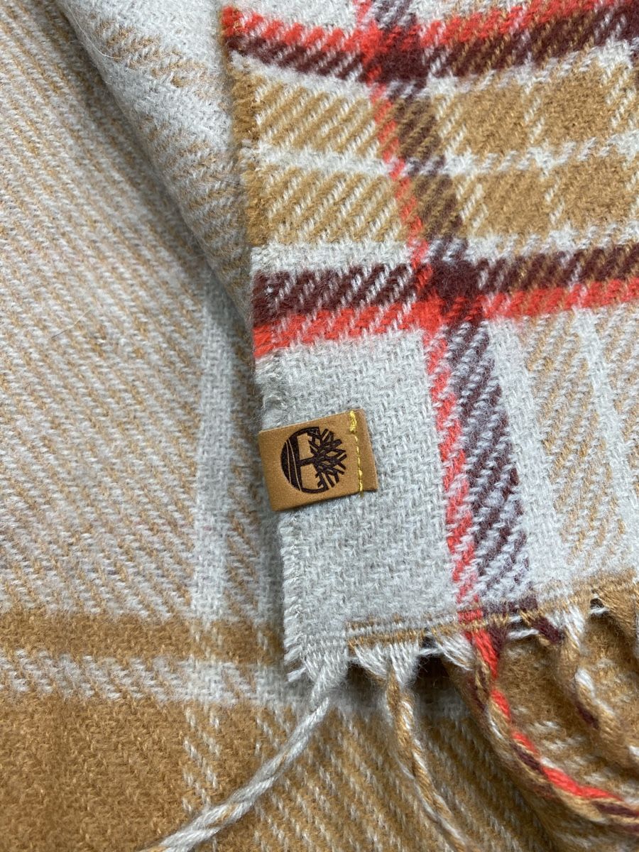 Timberland Foulard & Sciarpe: Timberland wolle schal – Usato da Opfikon venduto da Luis144 2