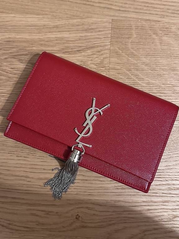 Sacs femmes: YSL clutch – D'occasion à Dino par Giorgia.vllm 1
