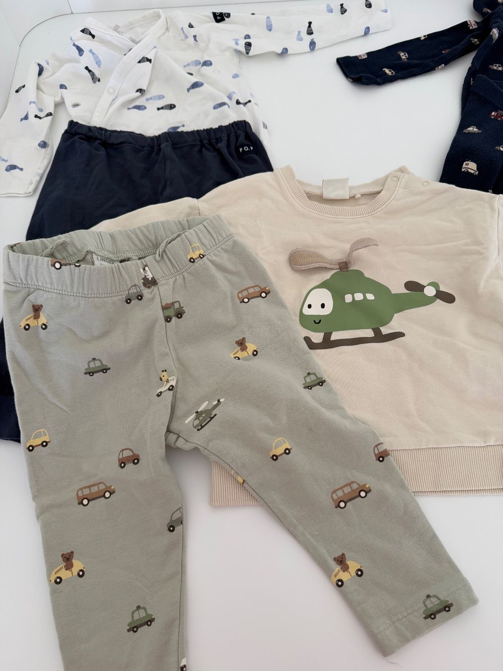 Lotti & Set di vestiti: Kinderkleidung gr. 68/74 – Usato da Zug venduto da Coca99 5