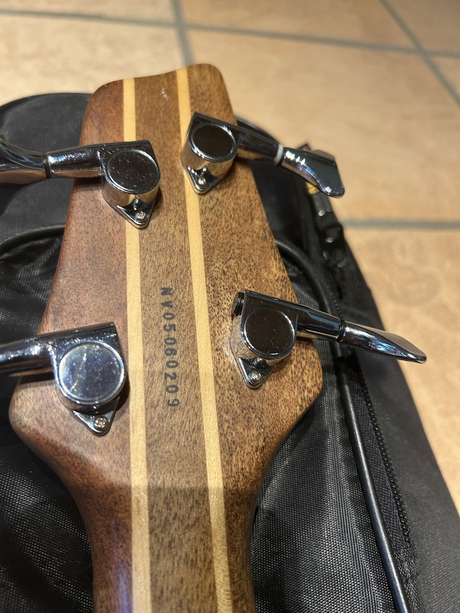 Washburn Strumenti musicali: Washburn Taurus Bass – Usato da Rothenfluh venduto da Hellracer1916 3