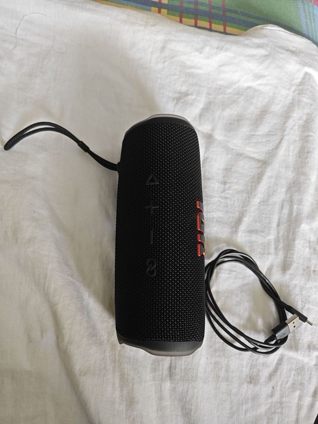 JBL Lautsprecher: JBL Flip 6 Bluetooth Lautsprecher  – Gebraucht aus Zollikofen von zar_j67f 7