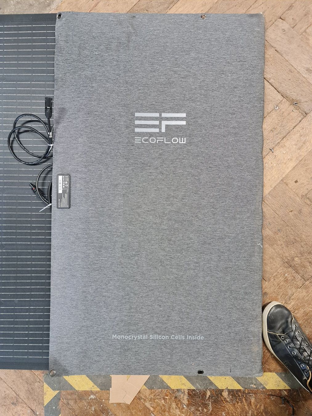 Ecoflow Dispositivi a energia solare: Mobiles Solarpanel Ecoflow 400W – Usato da Degersheim venduto da Tosam_Degersheim 1
