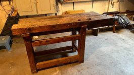 Antike Werkbank aus Holz