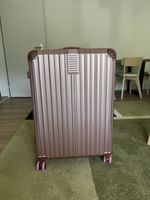 Grosser Hartschalenkoffer 72 × 52 × 30 cm