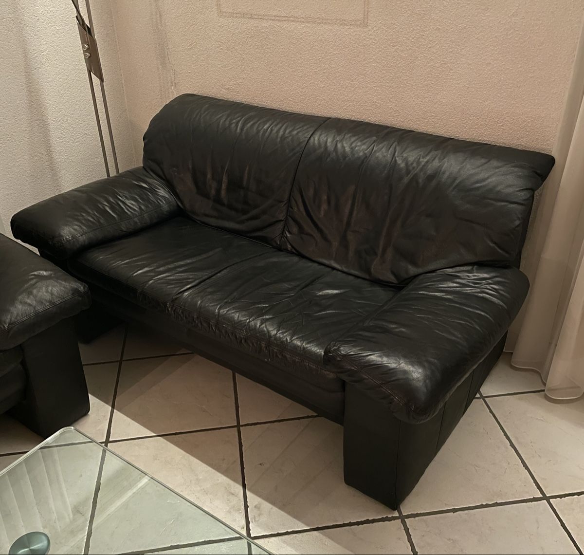 Divani: 2 Ledersofas schwarz – Usato da Landquart venduto da Dominik070 1