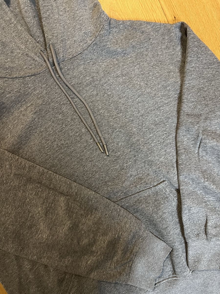 H&M Pullover & Sweatshirts: Grauer Pullover – Neu (gemäss Beschreibung) aus Frauenfeld von vik_d96k 1