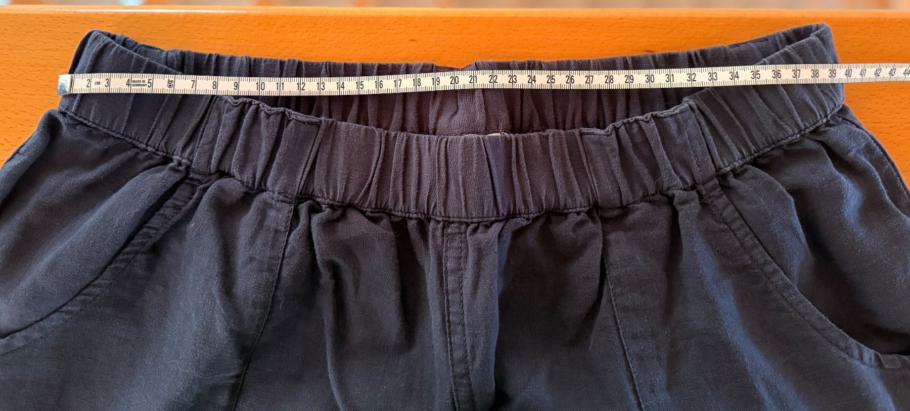 Hosen: 3/4 Leinenhose weirdfish – Gebraucht aus Mastrils von Laura8sevilla 1