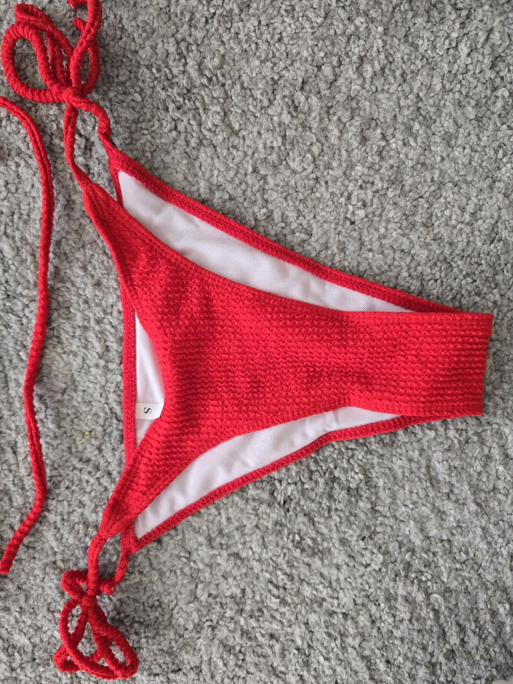 Maillots de bain & Bikinis: Bikini rot Grösse S Neu – Neuf avec emballage d'origine à Dietikon par Kaska2020 3