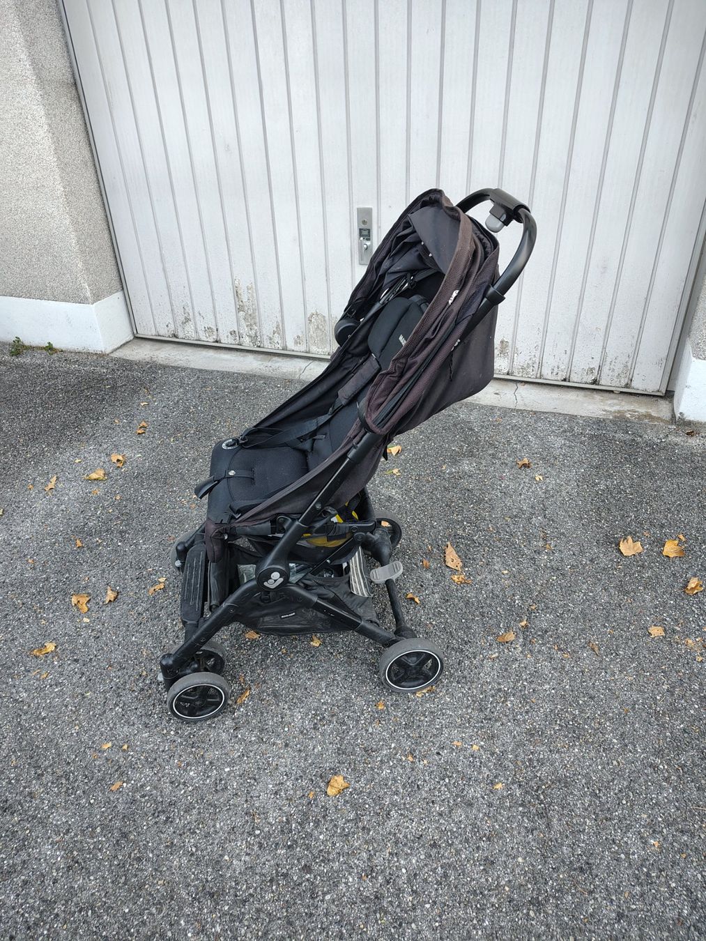 Maxi-Cosi Carrozzine: Poussette pliable Maxi-Cosi noire bon état – Usato da Prilly venduto da eta_ngp2 2