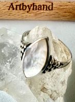 Vintage Silberring 925 mit schimmerndem Perlmutt-Schiffchen