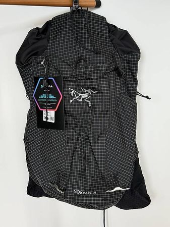 Arc'teryx Norvan 14 Weste, XS NEU