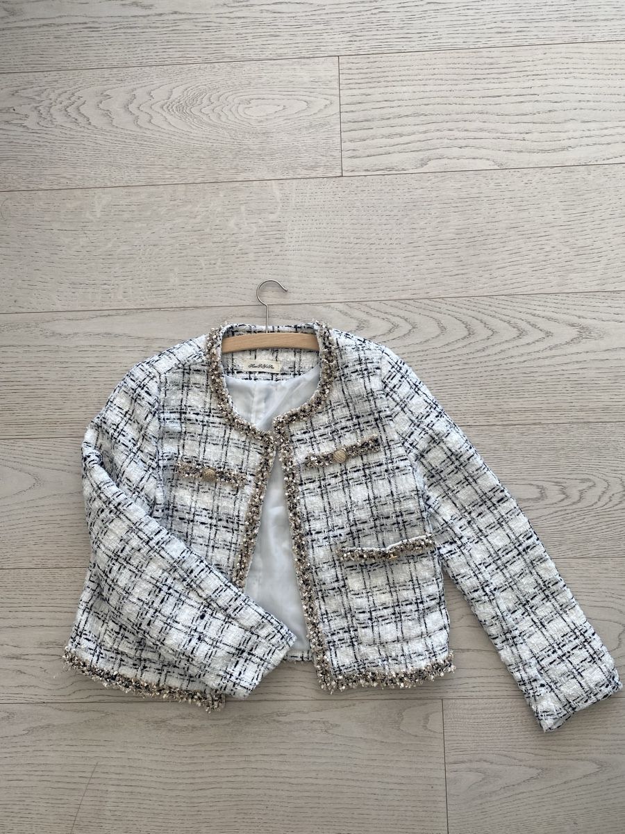 Giacche: Vintage Jacket white black pattern like new condition – Nuovo (secondo la descrizione) da Sierre venduto da Vanisa_999 1