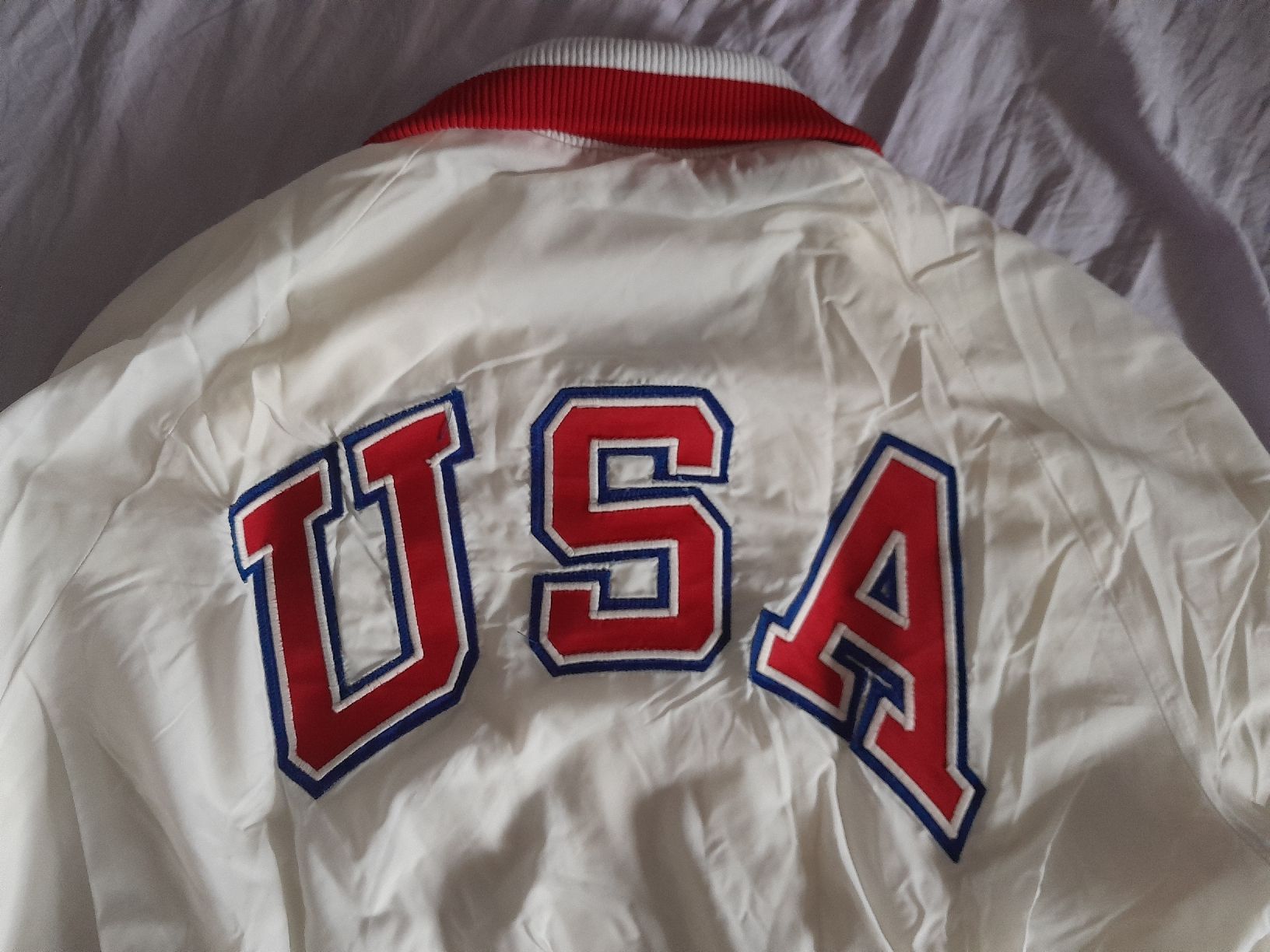 Champion Giacche: veste Champion taille L – Usato da Genève venduto da ang_fd8z 3