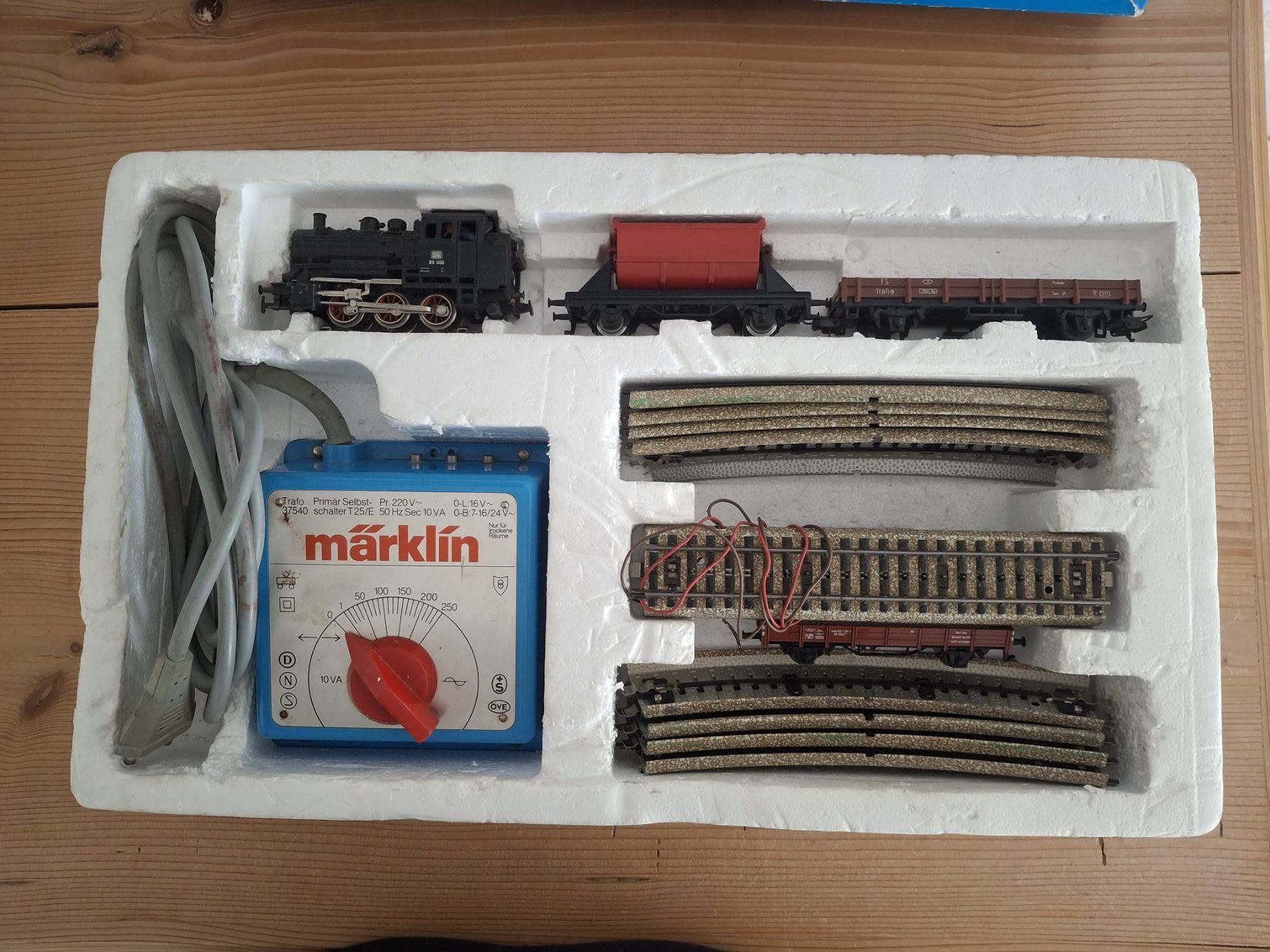 Märklin Modellini di ferrovie: MÄRKLIN H0 Set-S 2930 – Usato da Hombrechtikon venduto da Powerlady66 1