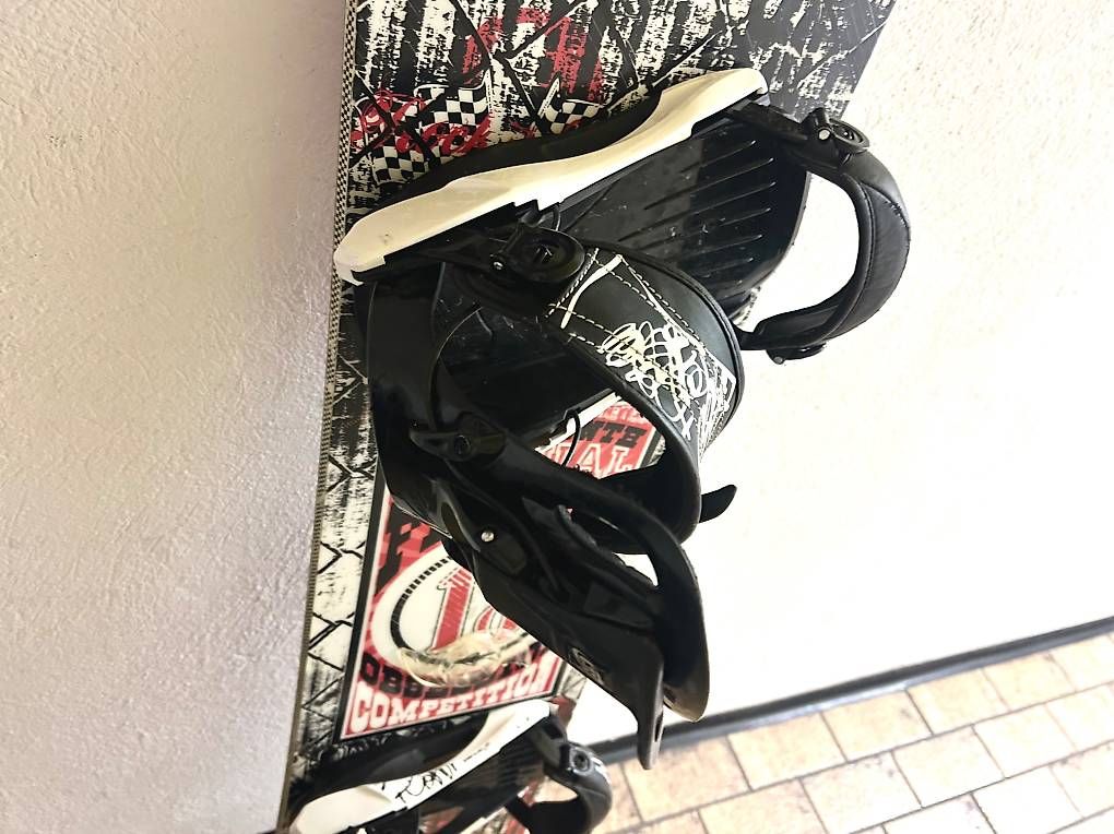 Boards: Firefly Snowboard inkl. Bindung – D'occasion à Zürich par Basop 1