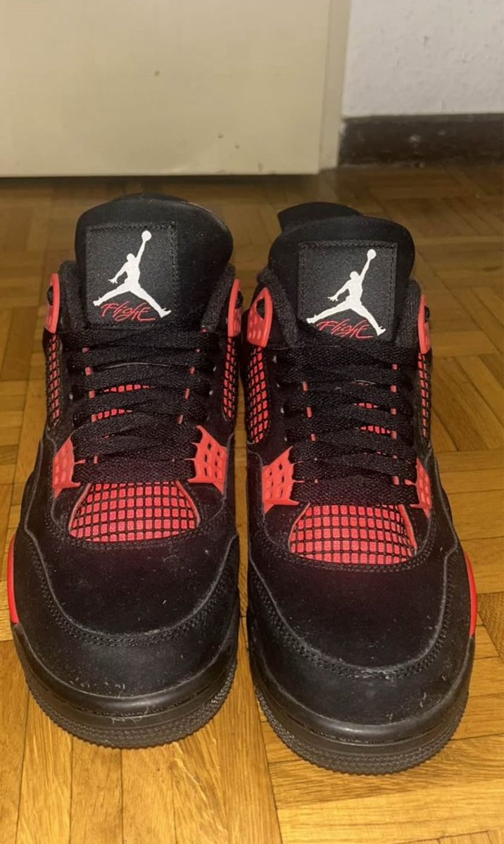 Jordan Chaussures hommes: Jordan 4 Red Thunder  – D'occasion à Genève par Bruno_gabriel