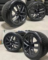 Tesla Model S Plaid Arachind 21 Sommerreifen Satz 21 Zoll