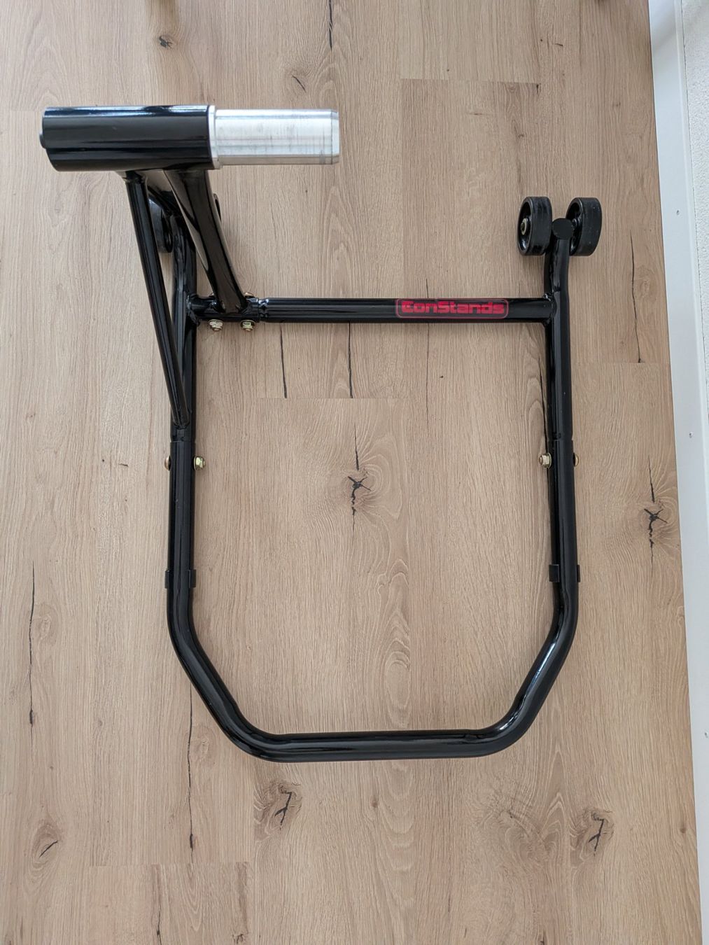 Béquilles: Hinterrad Montageständer Einarmständer schwarz Ducati Diavel – Neuf (Voir description) à Lotzwil par Breakray 1