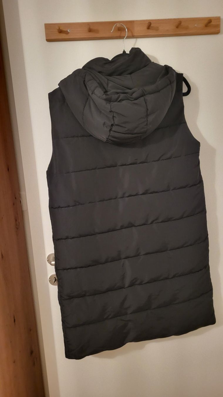 Stradivarius Cappotti: Doudoune sans manche – Nuovo (secondo la descrizione) da Kloten venduto da kar_zjb2 1