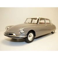 Citroen DS 19 im Massstab 1:18