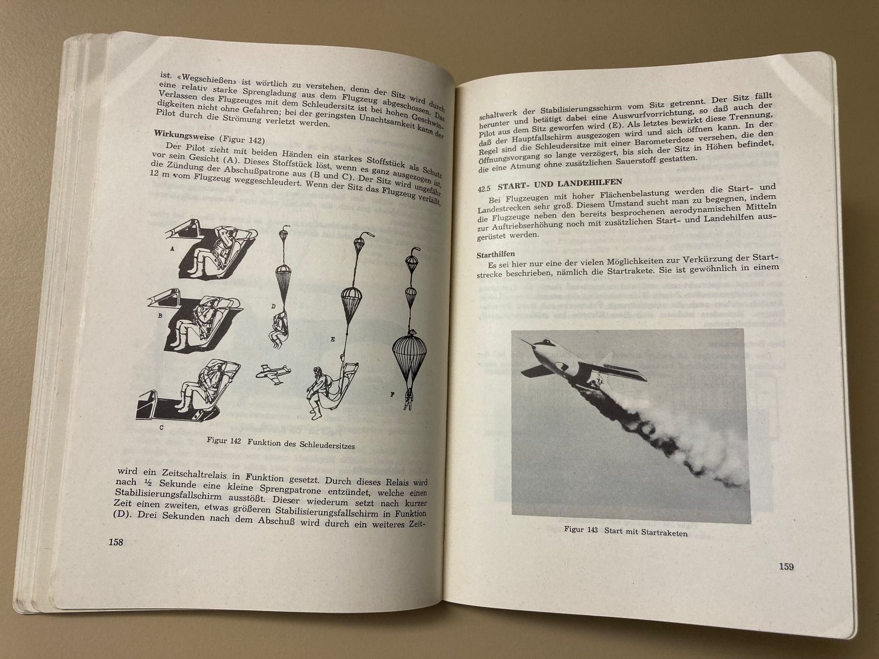 Libri: Reglement: Das Flugzeug (1968) - Schweizer Luftwaffe – Usato da Brütten venduto da Hst1 9