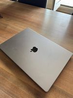 MacBook Pro M2 16inch 1TB 16GB RAM