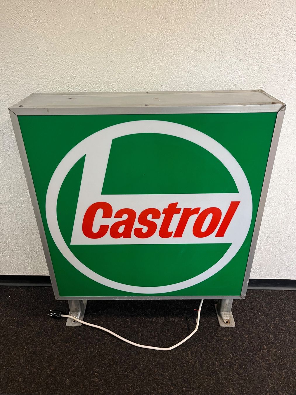 Castrol Insegne: Castrol - Leuchtreklame (doppelseitig) – Usato da Erlinsbach venduto da Stu-ff 4