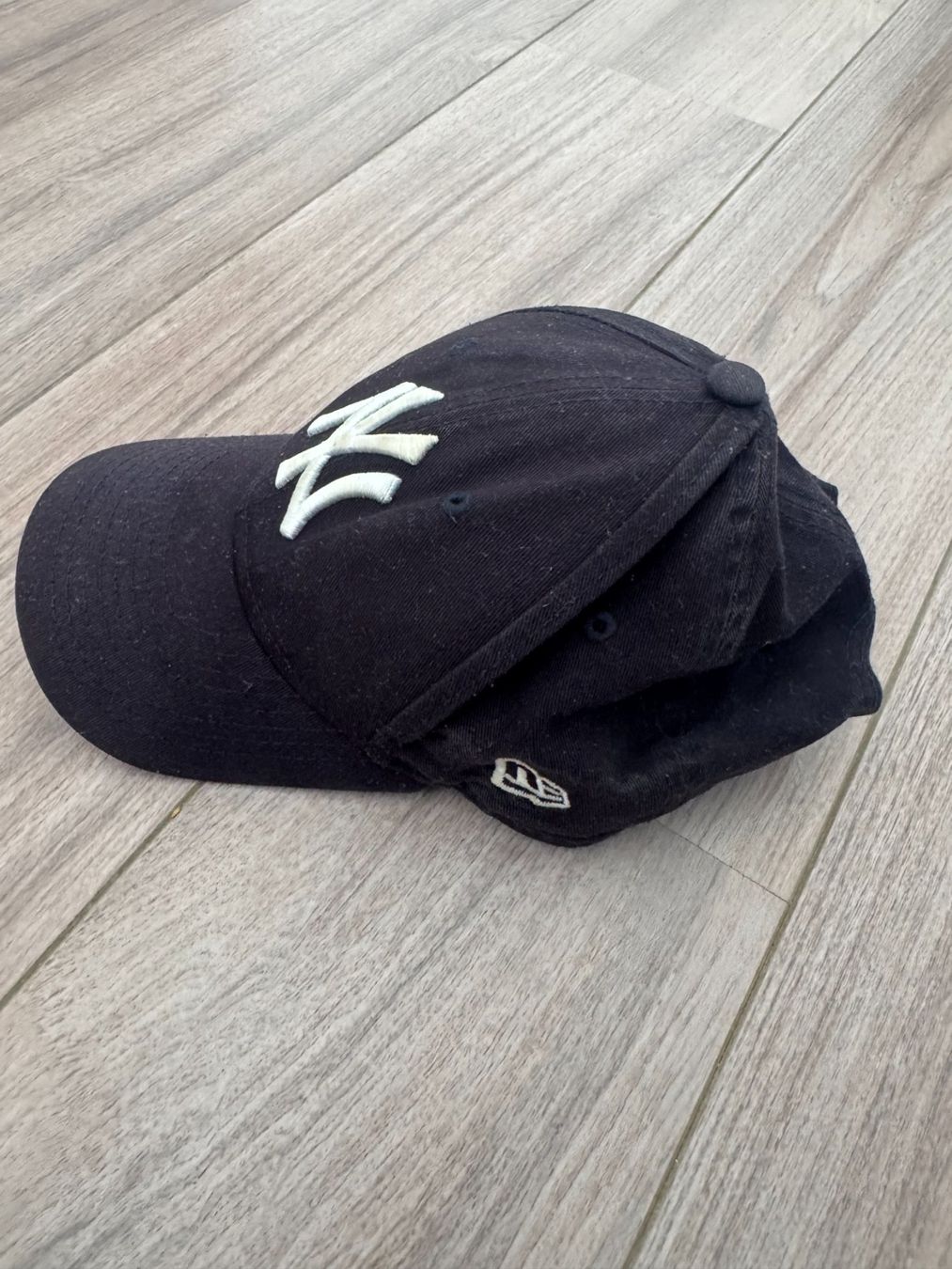 Altro abbigliamento per bambino: NY Kinder Cap dunkelblau – Usato da Bonstetten venduto da VCLS 1