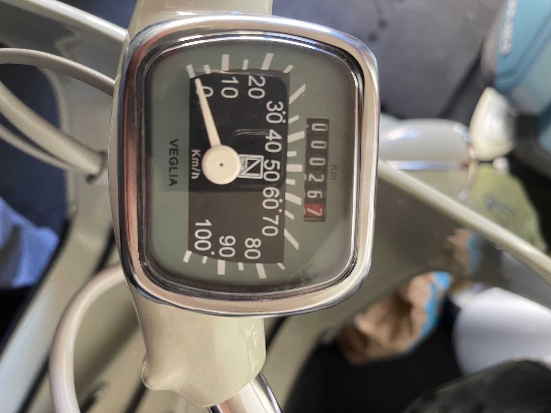 Vespa Scooter: vespa faro basso vn1t – Usato da Edlibach venduto da Struzzo 3