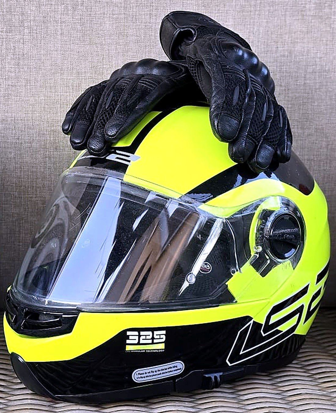 Helme & Visiere: Casque moto modulable LS2 FF325 Strobe jaune fluo taille L – Gebraucht aus Henniez von zebralex
