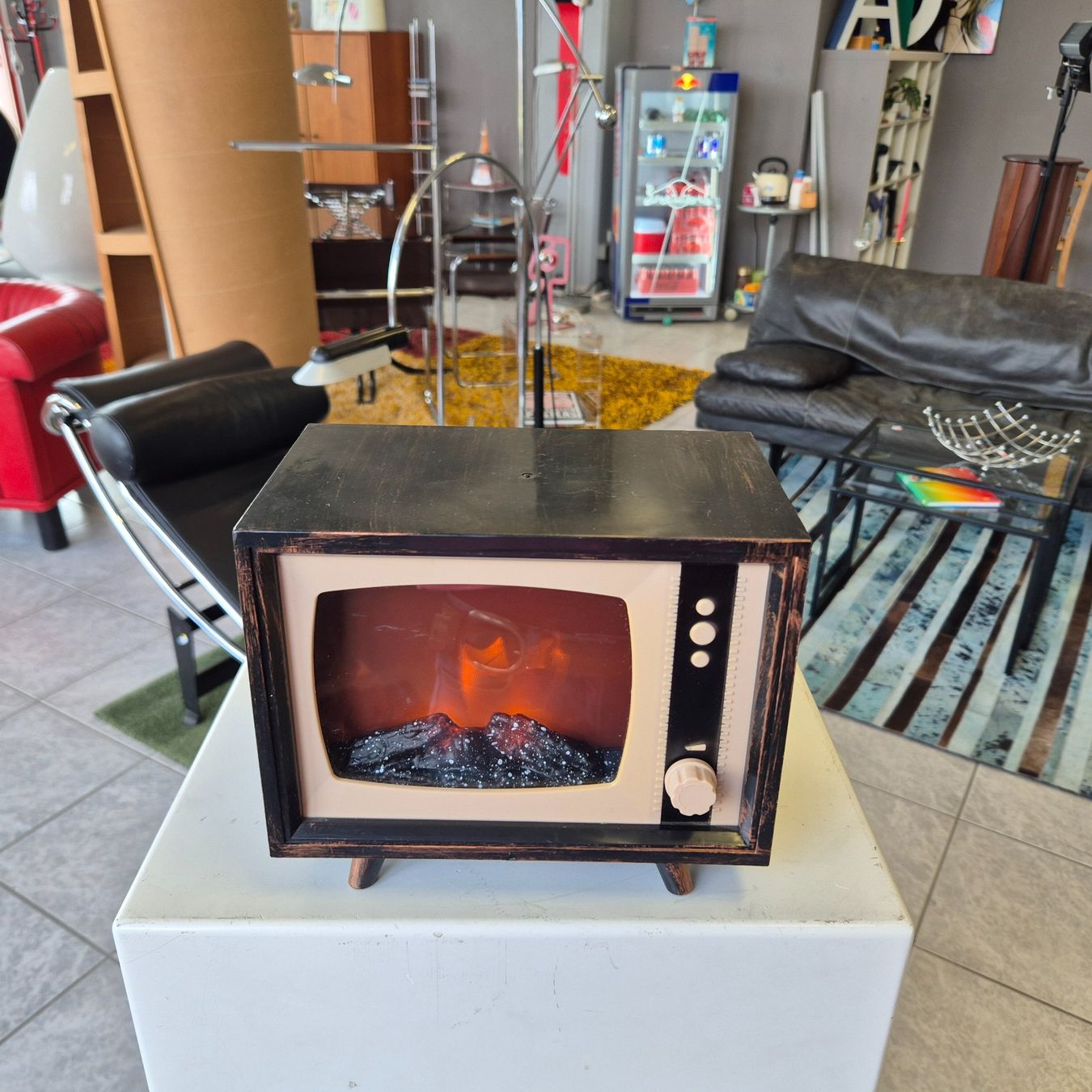 Cheminée: LED Mini Kamin 'Vintage TV' Flammeneffekt Deco Kamin – D'occasion à Nottwil par Wondewa-Shop 9