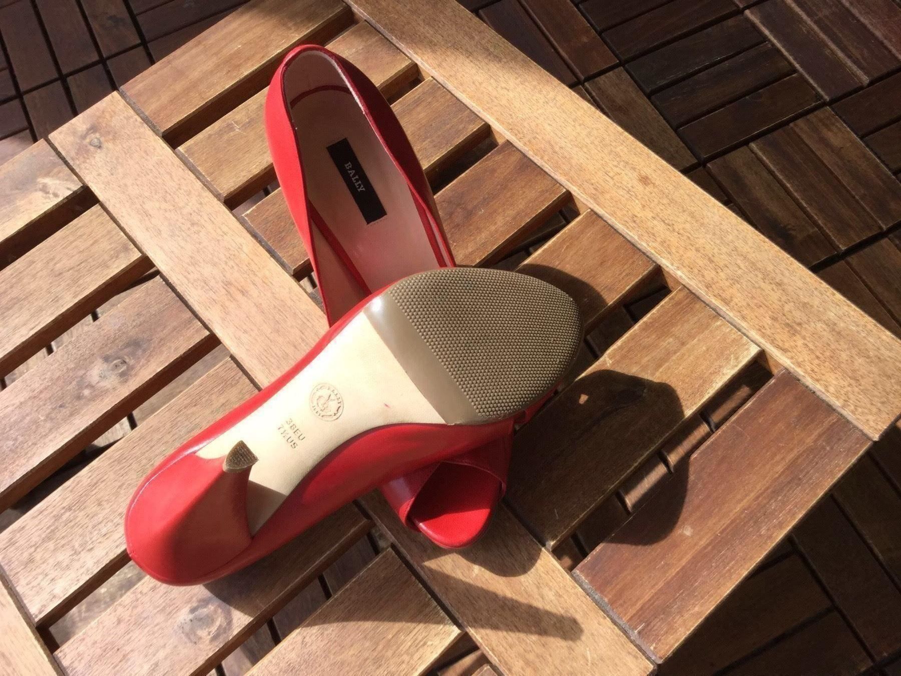 Bally Scarpe da donna: Bally Pumps rot, Gr. 37,5 – Nuovo e nell'imballaggio originale da Zürich venduto da VorlonShadow 3
