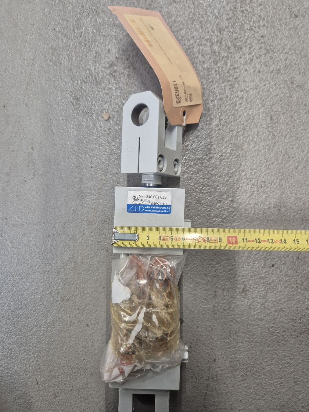 Altri prodotti elettronici: Hydraulik Zylinder Hub 40mm – Nuovo (secondo la descrizione) da Thalwil venduto da Moritz.A 3